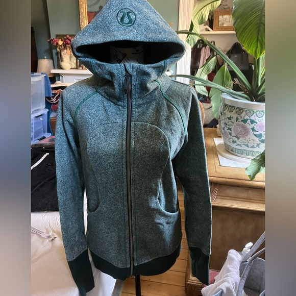 lululemon athletica Jackets & Blazers - LuLulemon Scuba Jacket